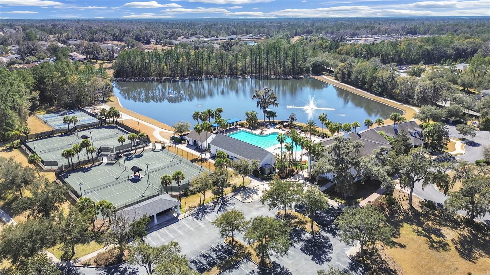 Listing photo id 59 for 4748 Hickory Oak Drive