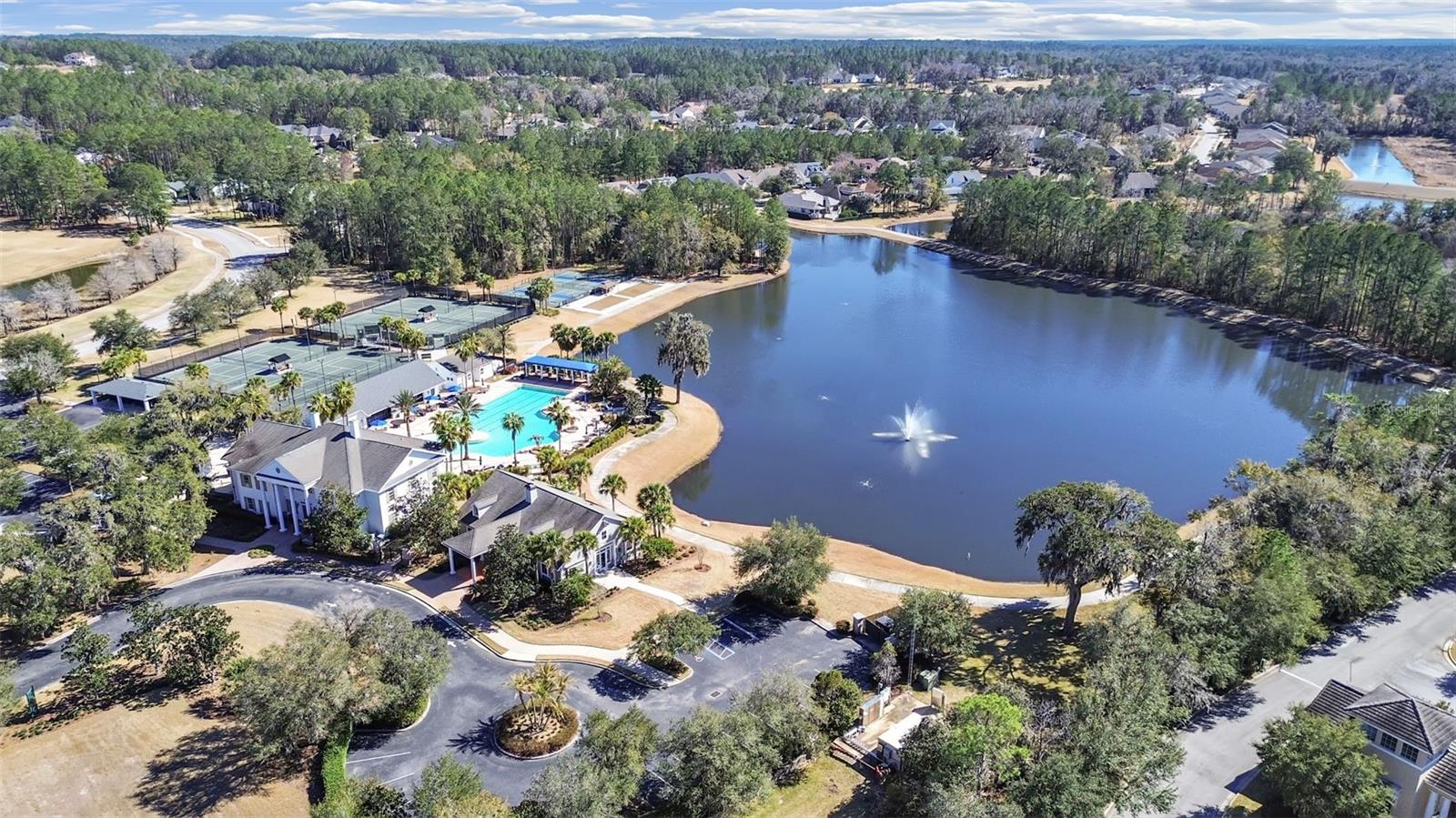 Listing photo id 68 for 4748 Hickory Oak Drive