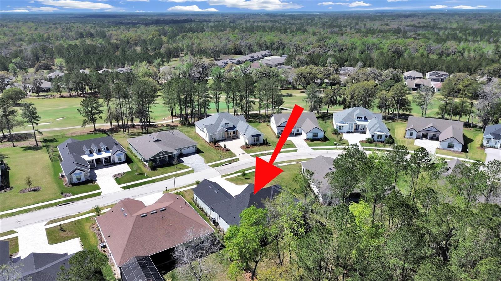 Listing photo id 6 for 4748 Hickory Oak Drive