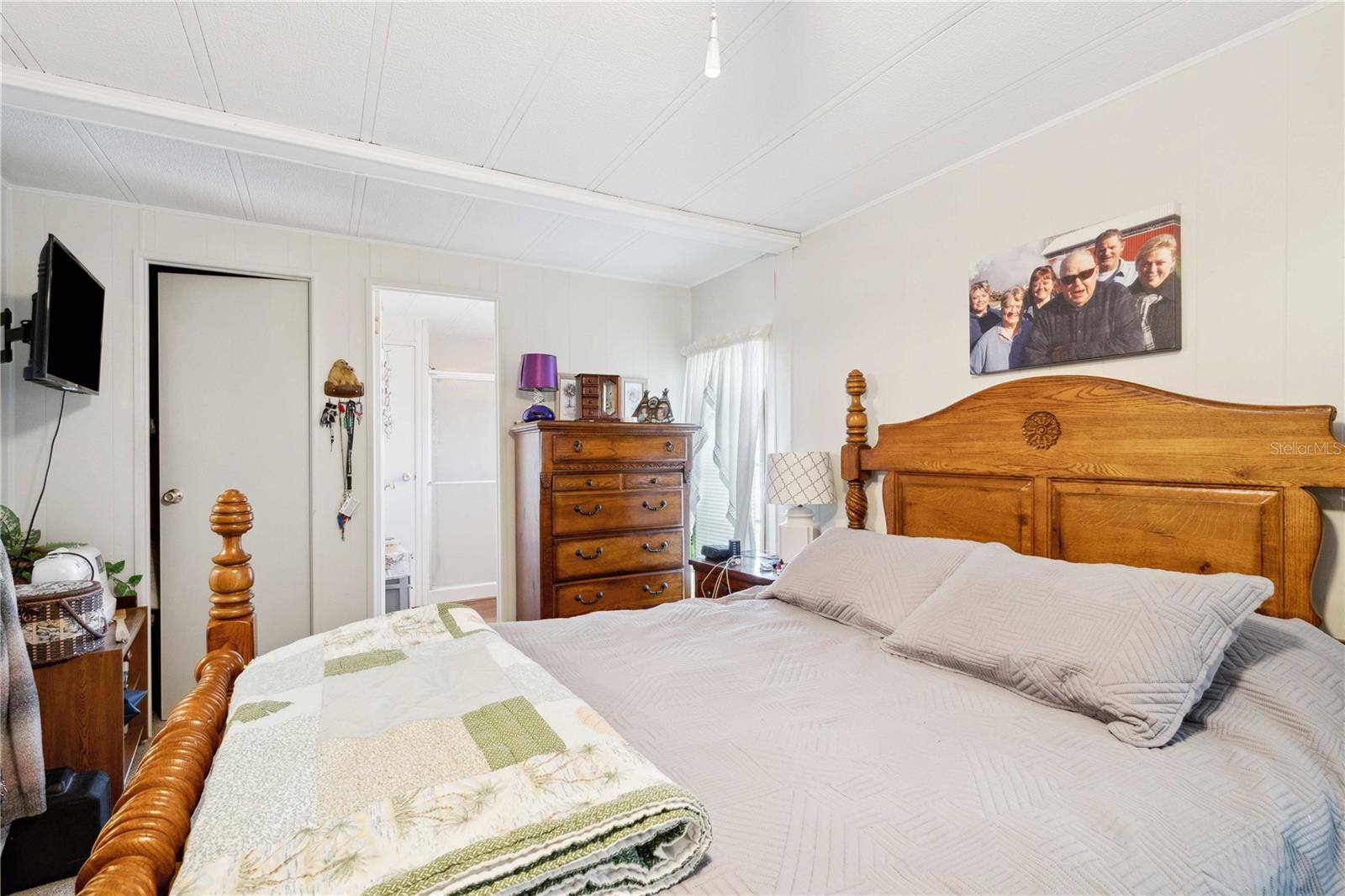 Image 20 of 47 For 37827 Mission Hills Avenue