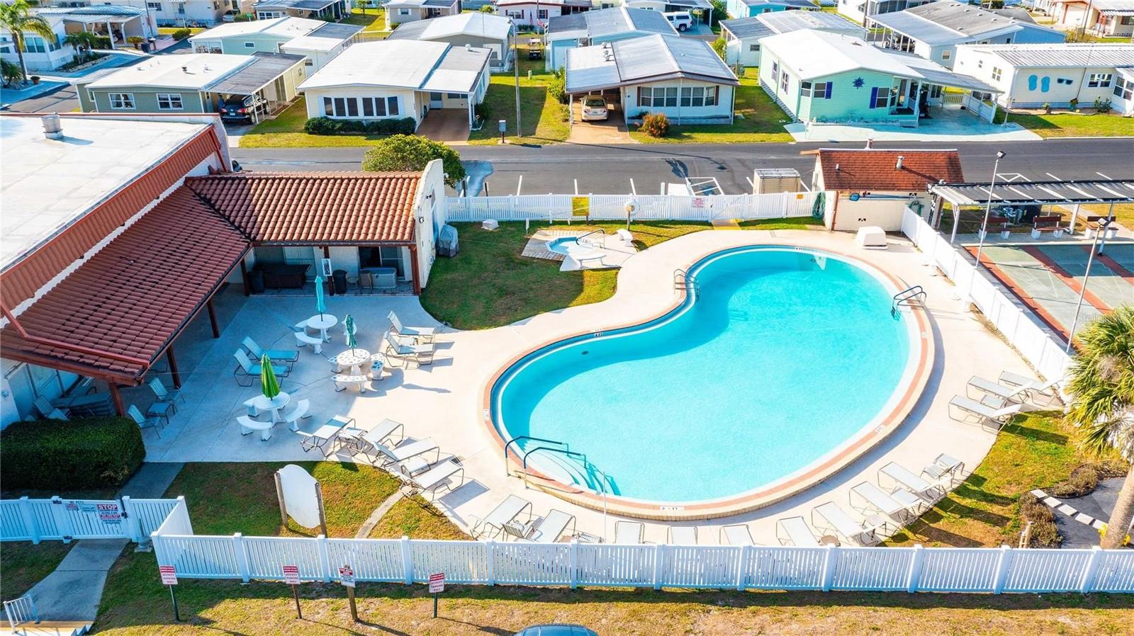 Image 42 of 47 For 37827 Mission Hills Avenue