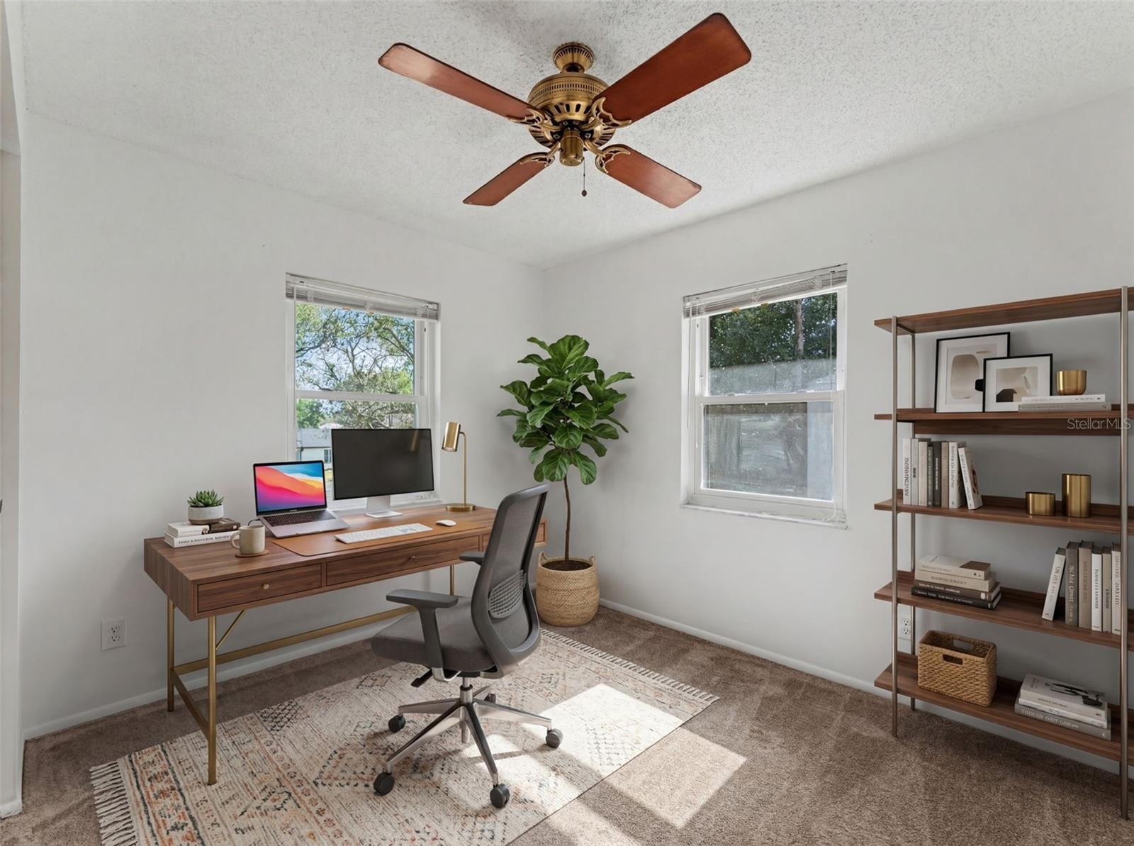 Image 13 of 80 For 130 Daroca Avenue