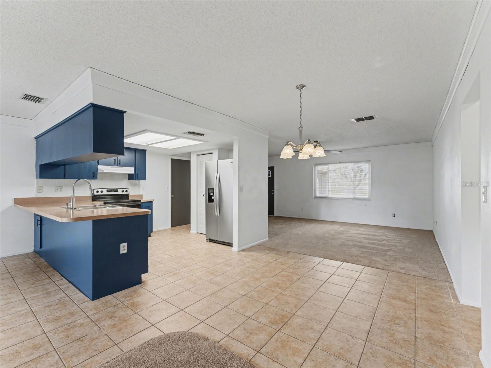 Image 21 of 80 For 130 Daroca Avenue