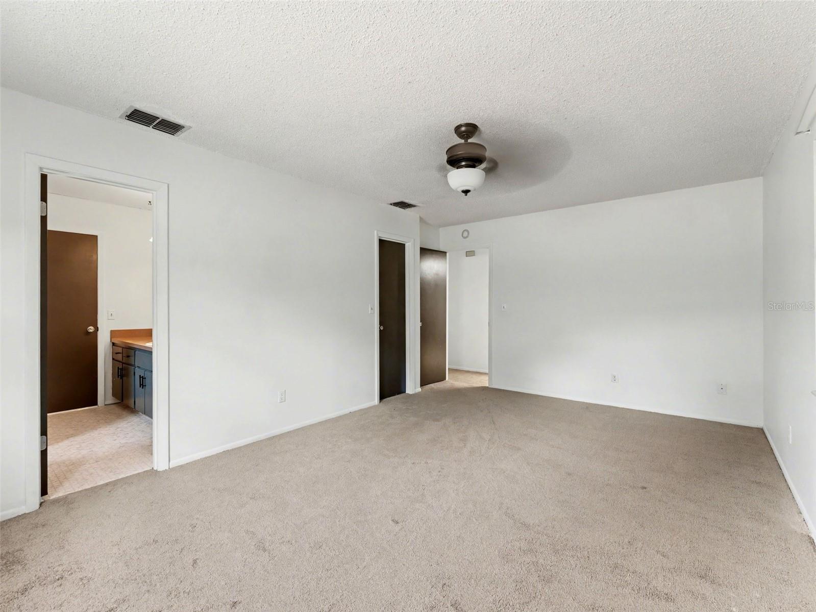 Image 34 of 80 For 130 Daroca Avenue