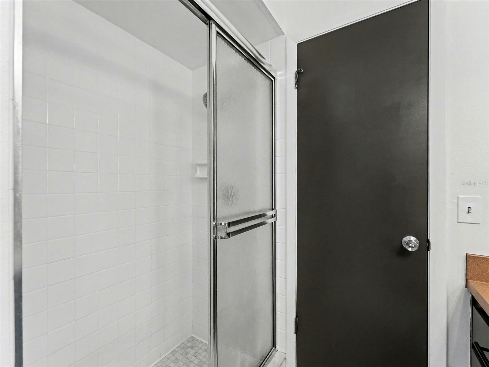 Image 37 of 80 For 130 Daroca Avenue