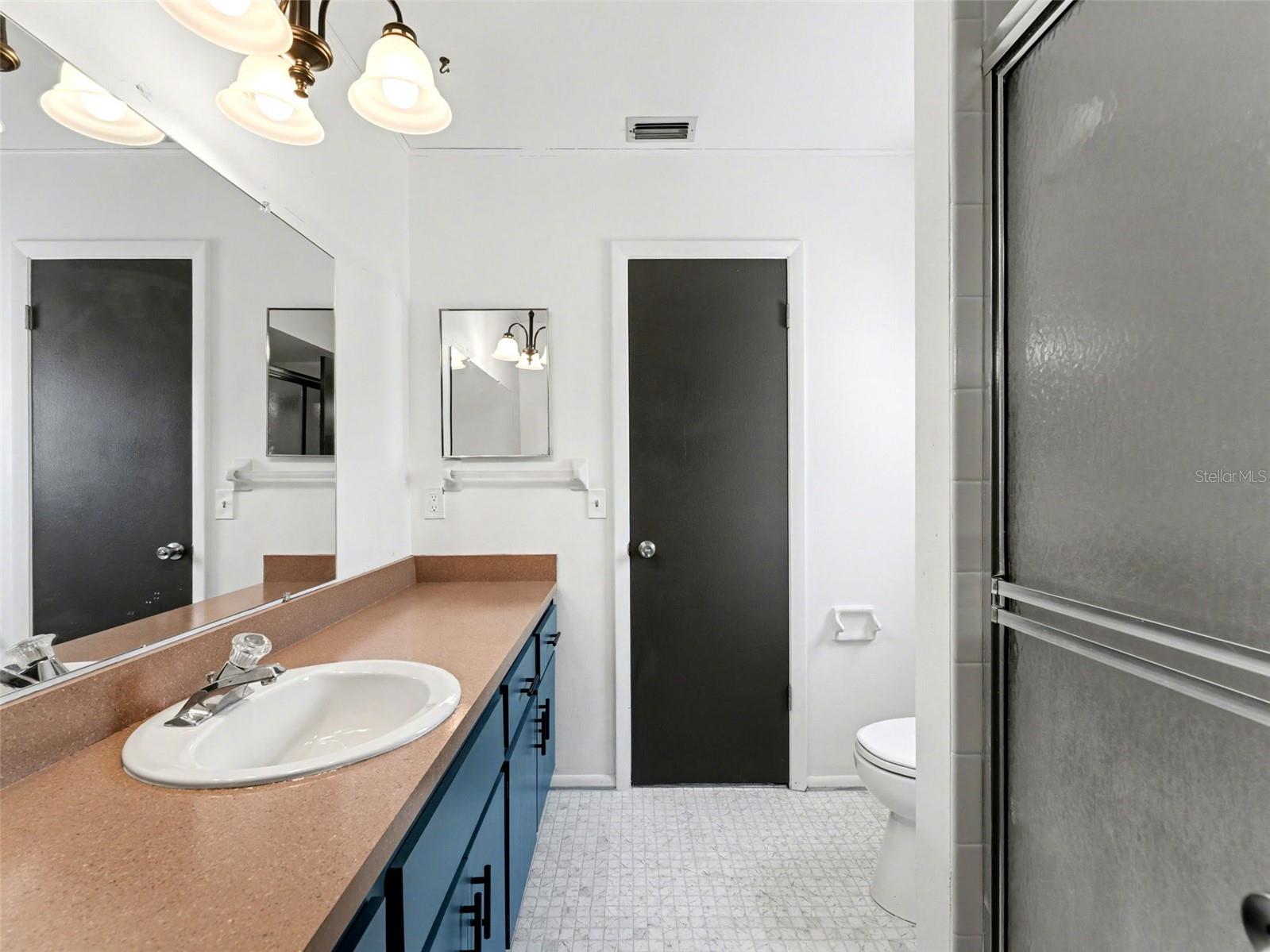 Image 38 of 80 For 130 Daroca Avenue