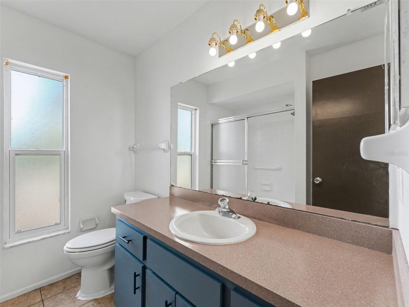 Image 40 of 80 For 130 Daroca Avenue