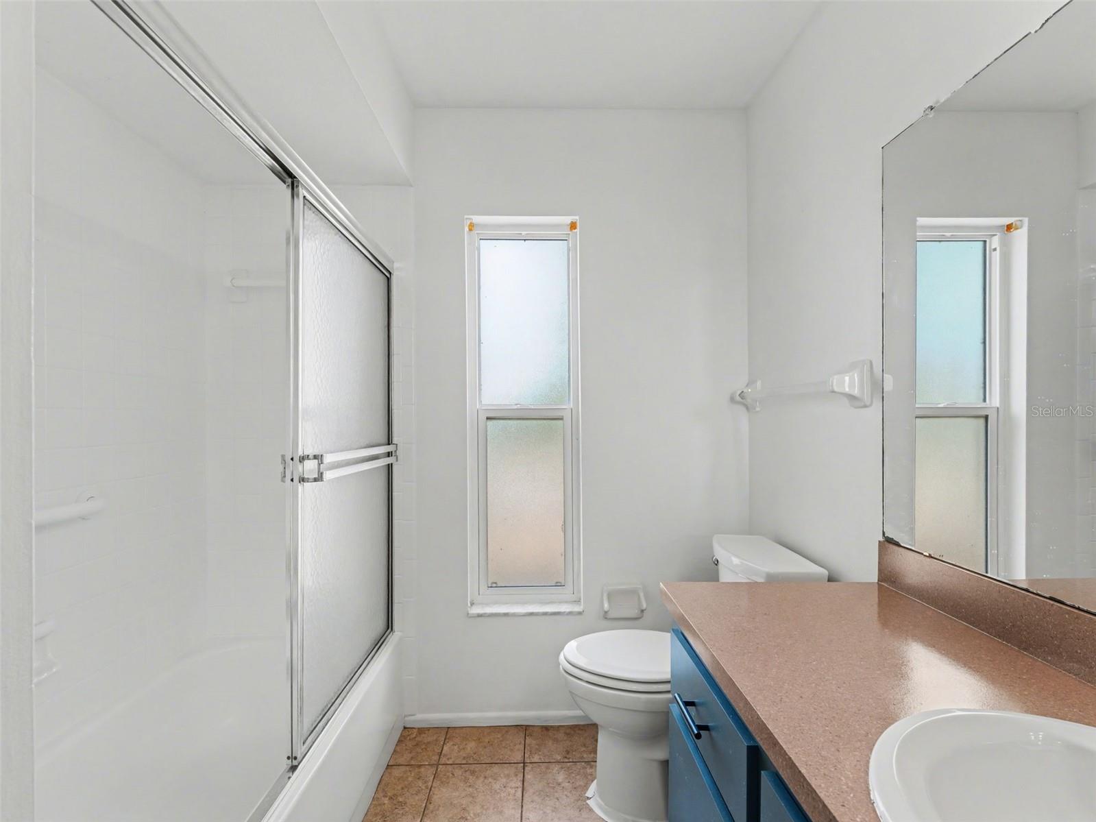 Image 41 of 80 For 130 Daroca Avenue