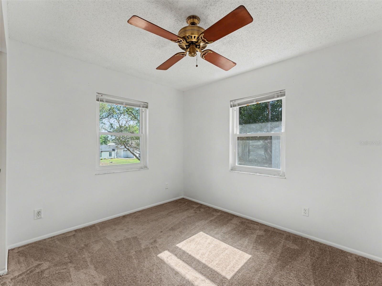 Image 42 of 80 For 130 Daroca Avenue