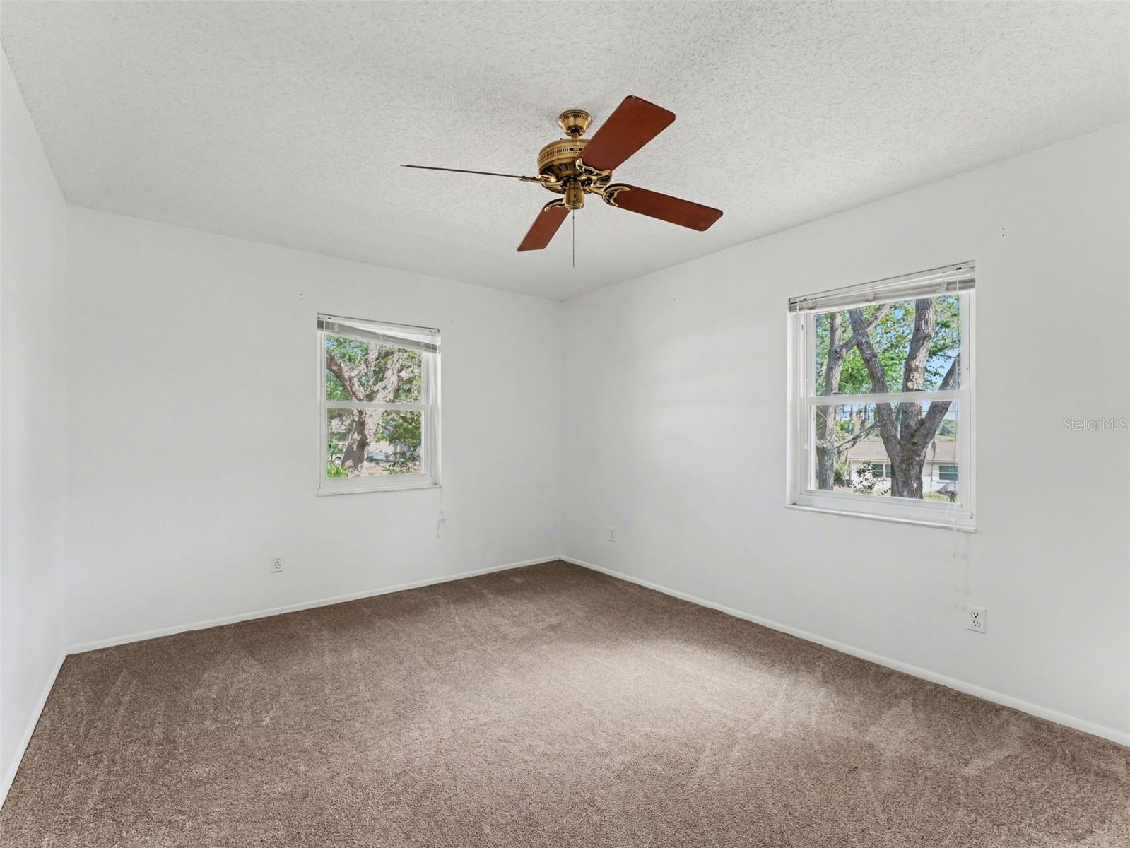 Image 46 of 80 For 130 Daroca Avenue