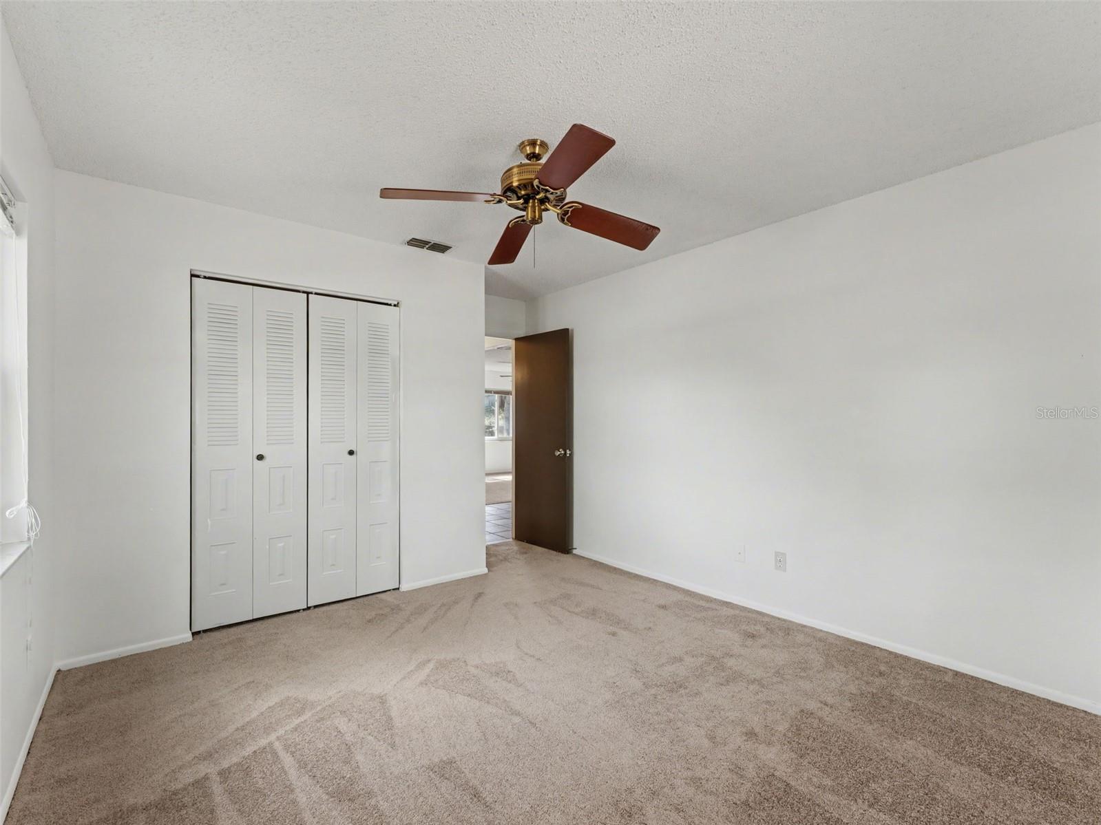 Image 48 of 80 For 130 Daroca Avenue