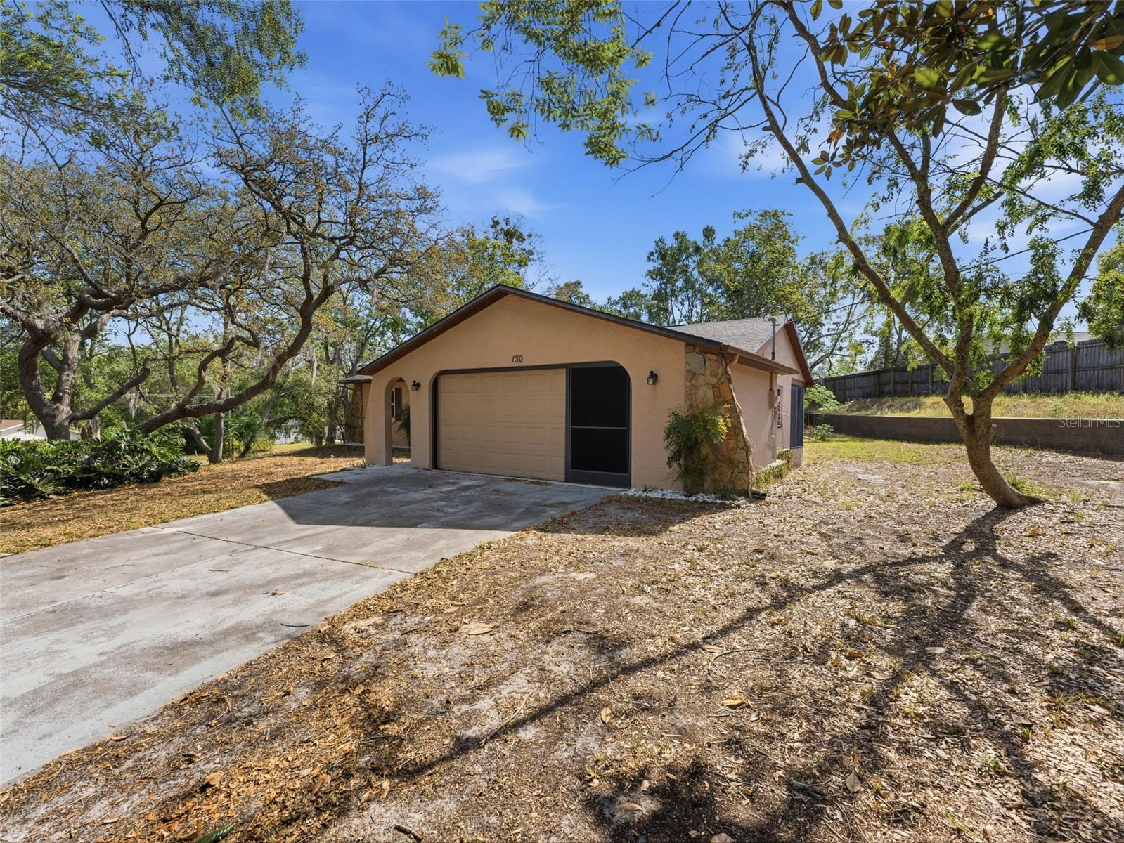 Image 64 of 80 For 130 Daroca Avenue