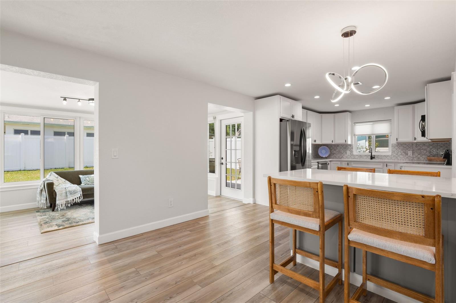 Image 10 of 38 For 331 Tralee Street