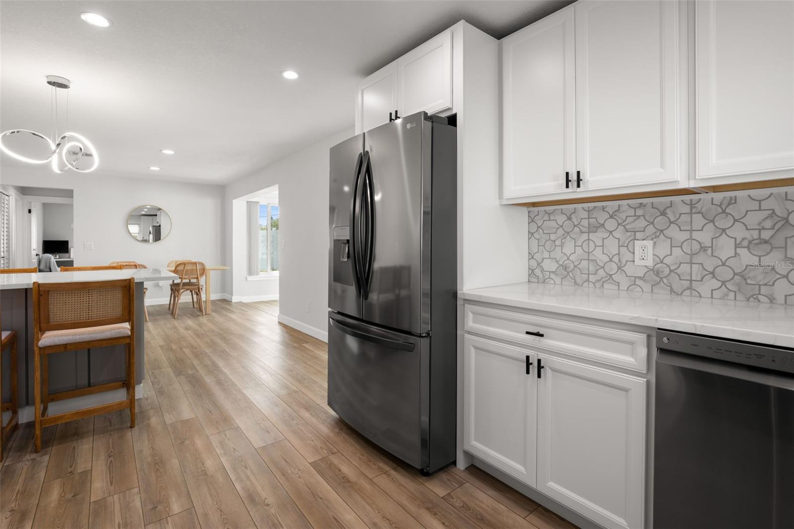 Image 13 of 38 For 331 Tralee Street