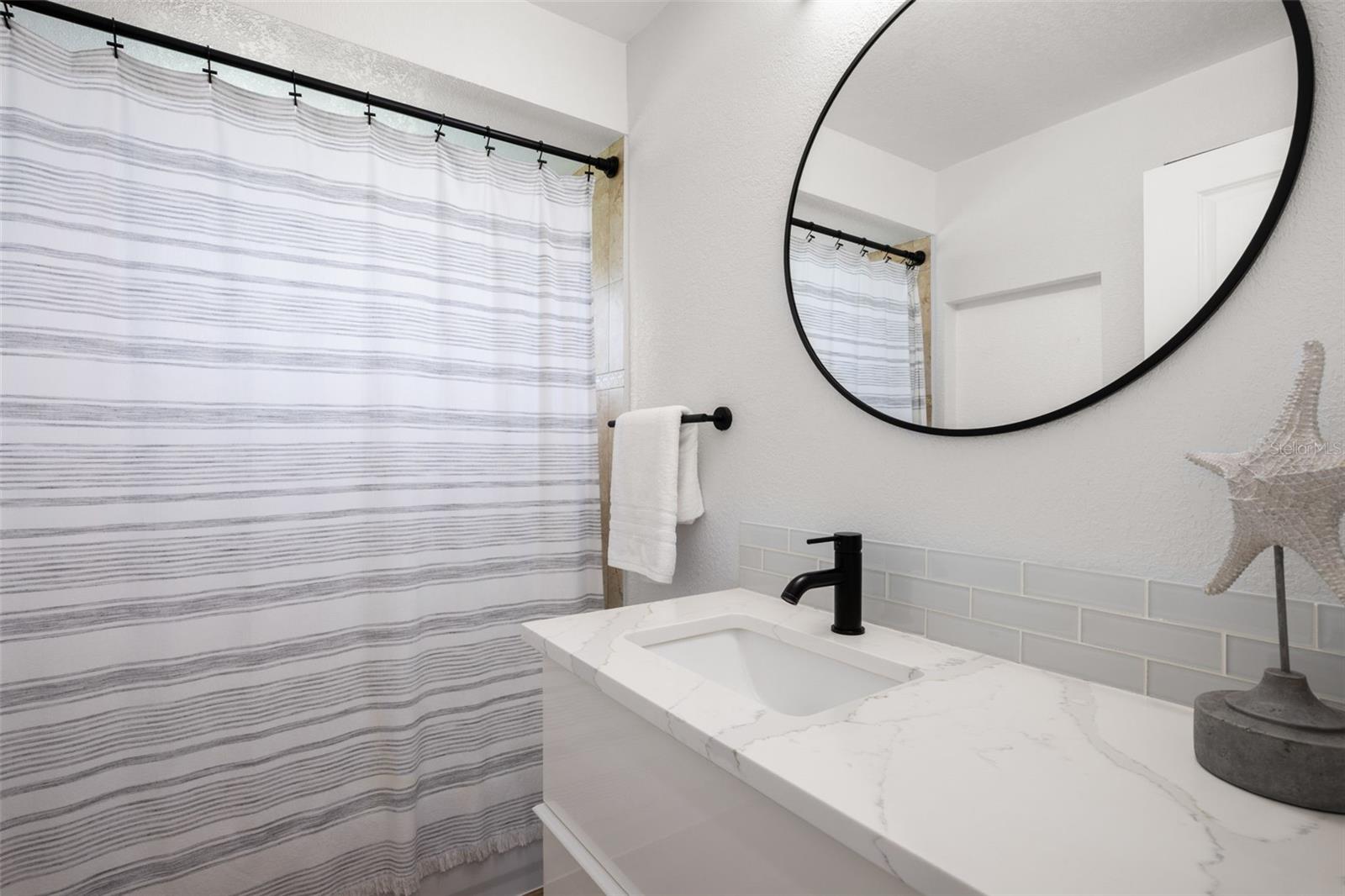 Image 20 of 38 For 331 Tralee Street