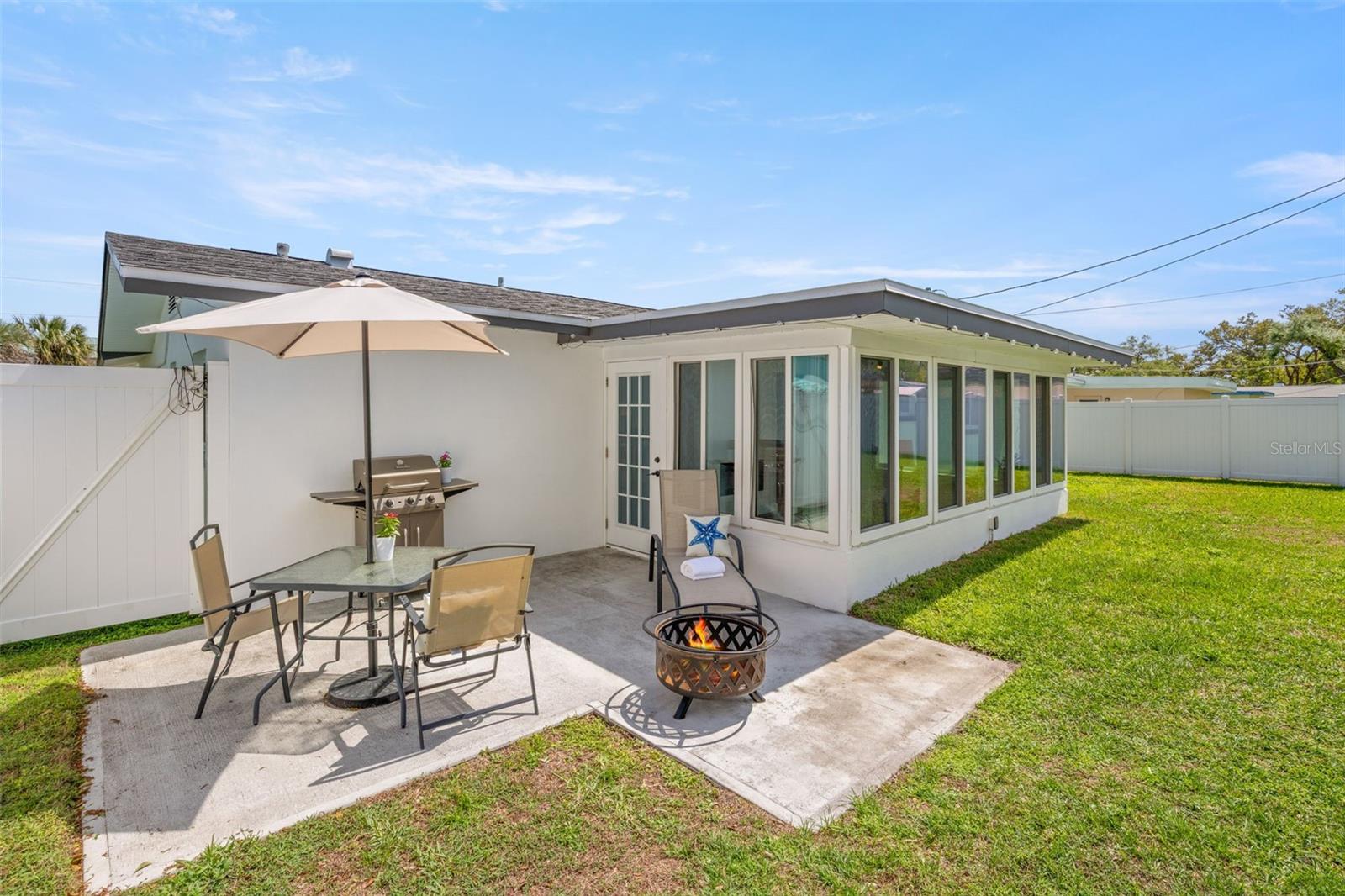 Image 27 of 38 For 331 Tralee Street