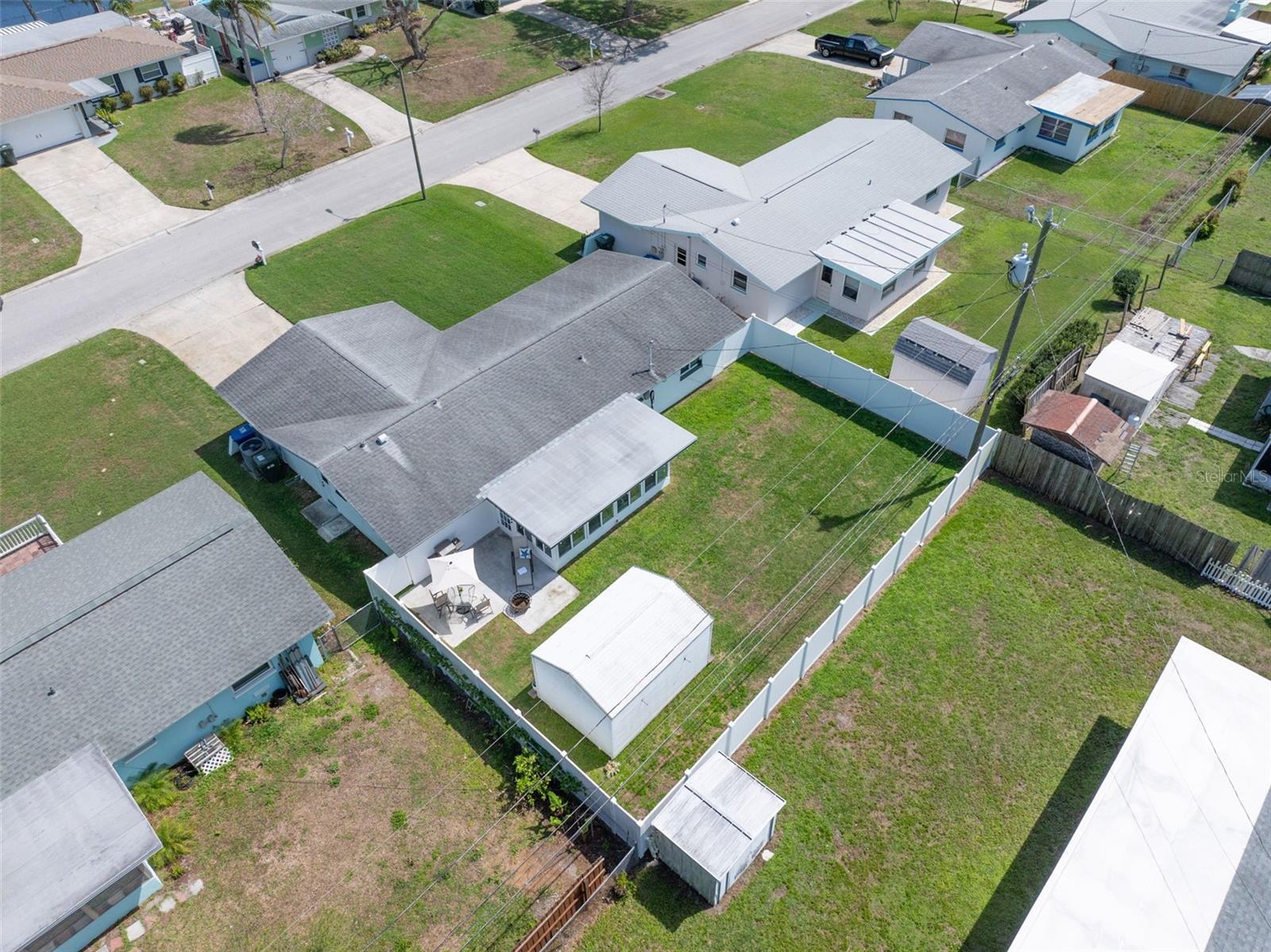 Image 3 of 38 For 331 Tralee Street