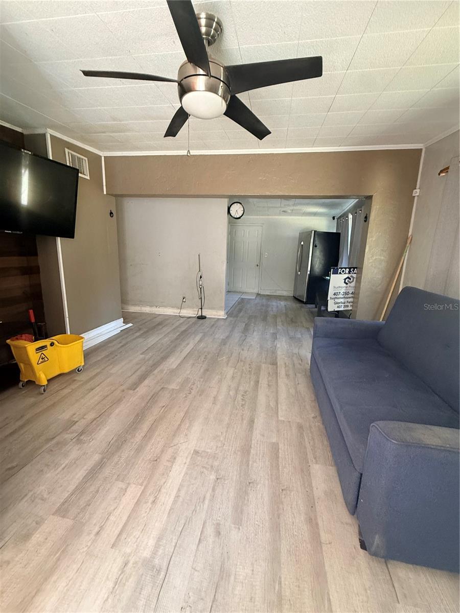 Image 5 of 18 For 452 13th Terrace