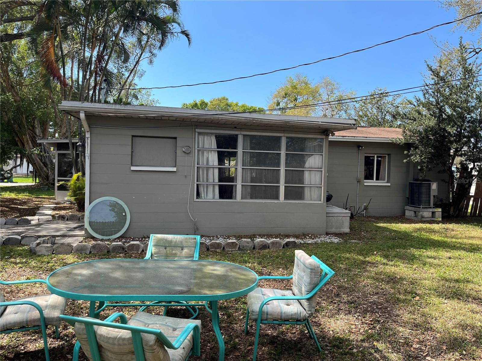 Image 17 of 20 For 10627 105th Street