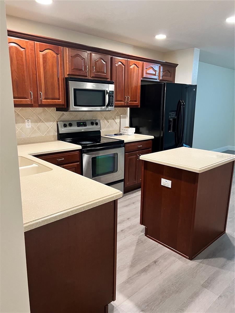 Image 2 of 14 For 8112 Silent Creek Drive