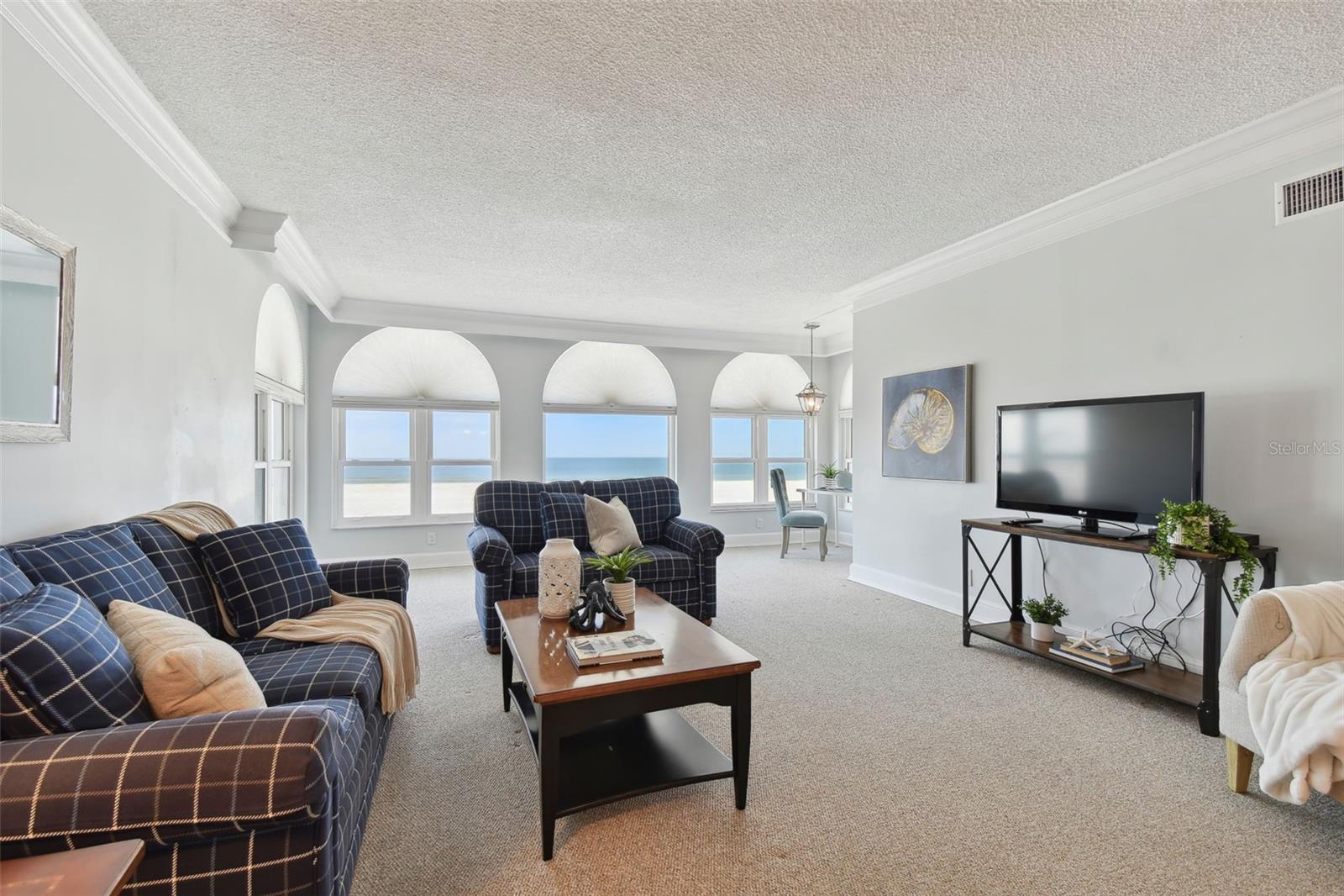 Image 16 of 56 For 4950 Gulf Boulevard 206