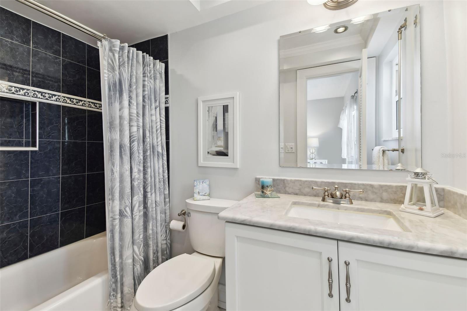 Image 26 of 56 For 4950 Gulf Boulevard 206