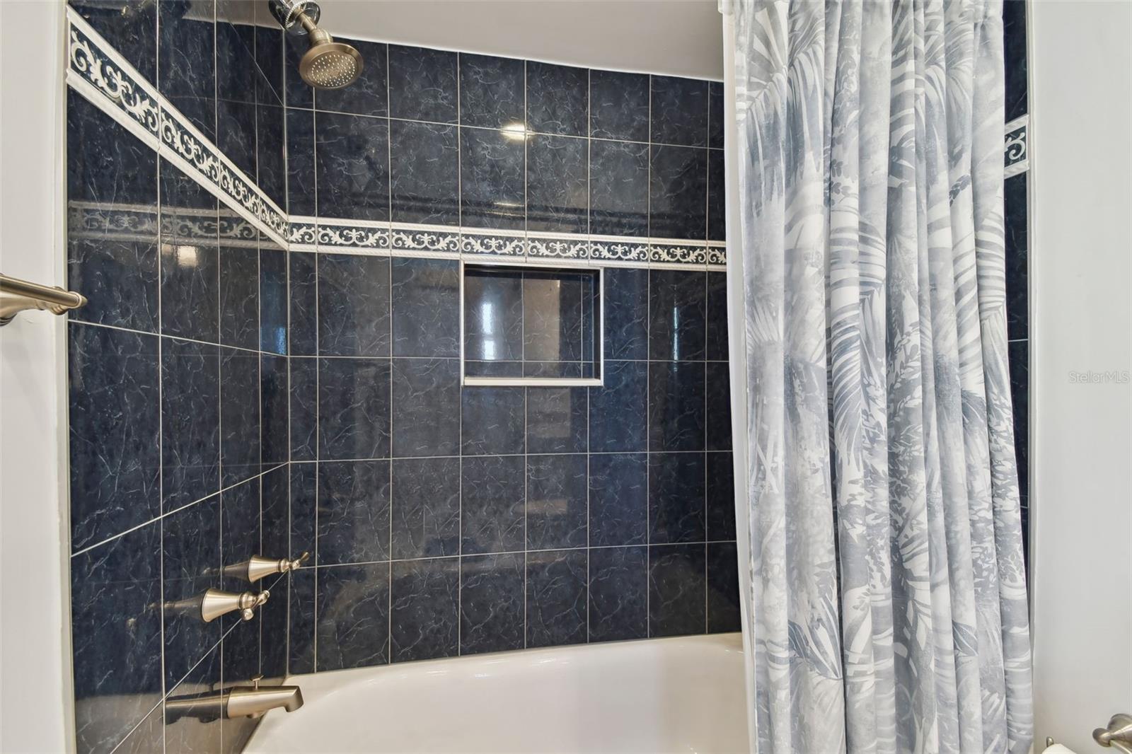 Image 27 of 56 For 4950 Gulf Boulevard 206