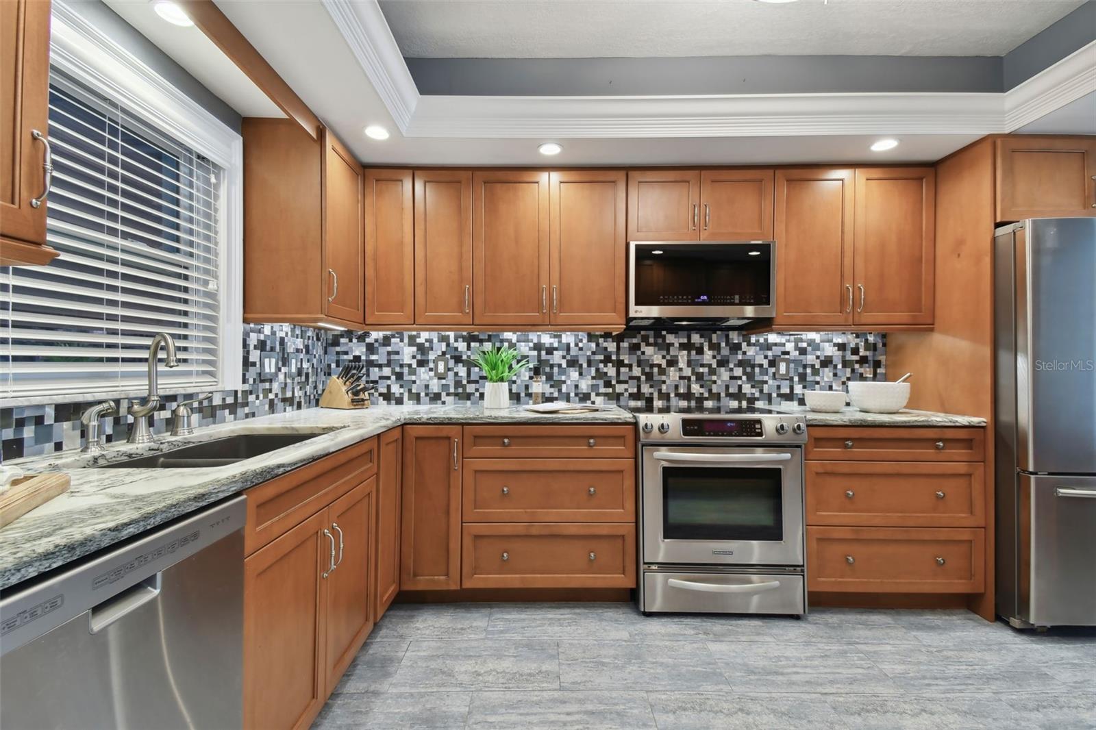 Image 4 of 56 For 4950 Gulf Boulevard 206