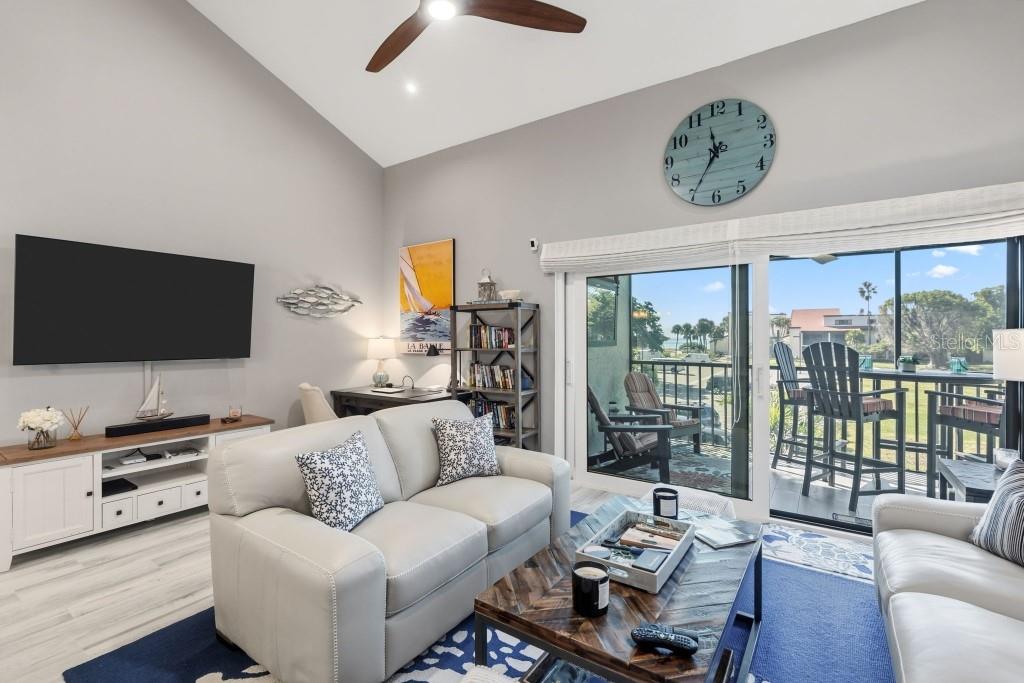 Image 22 of 64 For 2055 Gulf Of Mexico Drive G2-213