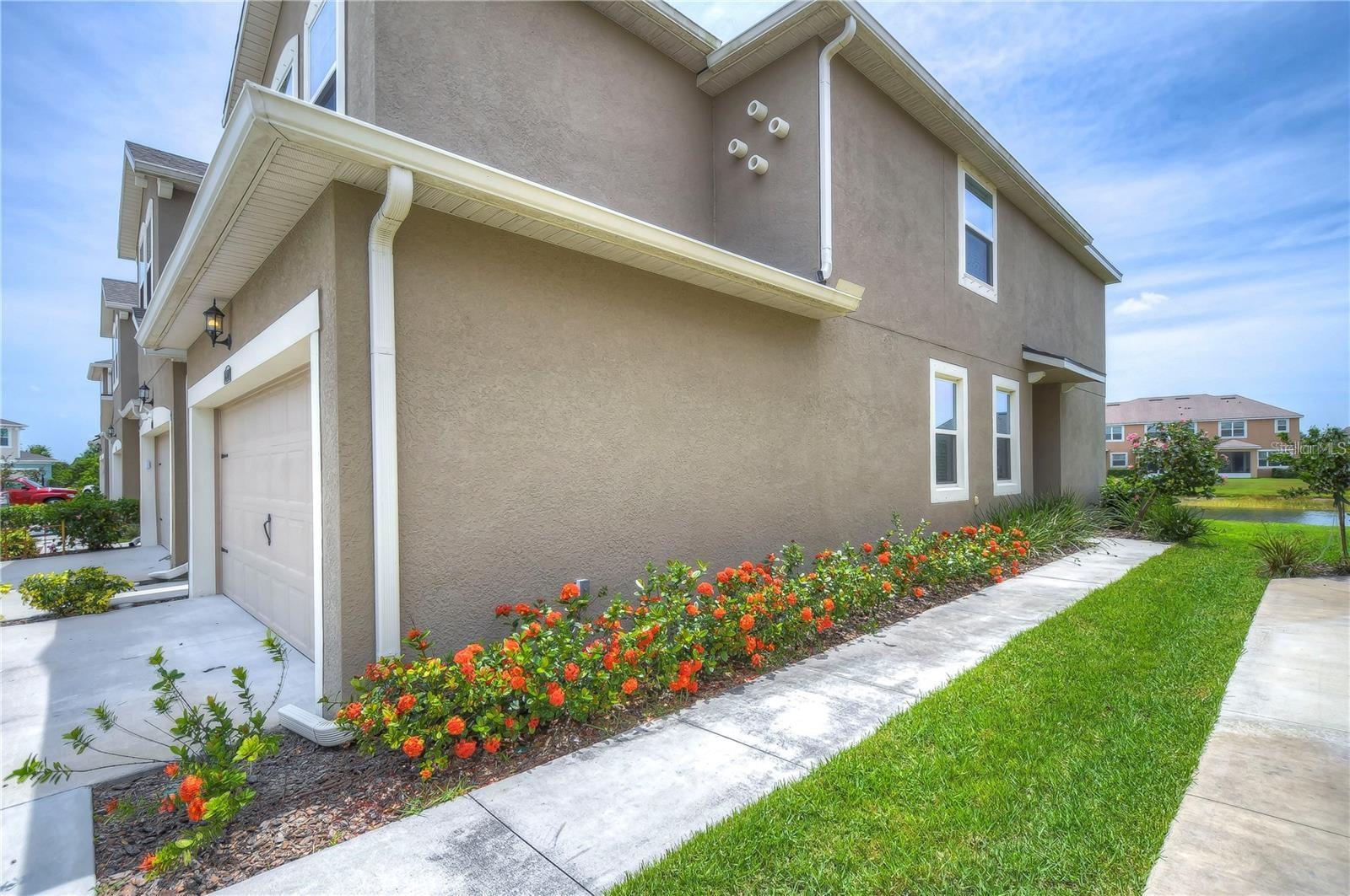 Image 3 of 9 For 11927 Sky Acres Terrace