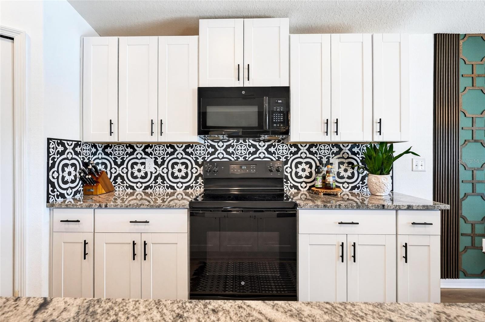 Image 26 of 78 For 3713 Romano Busciglio Street