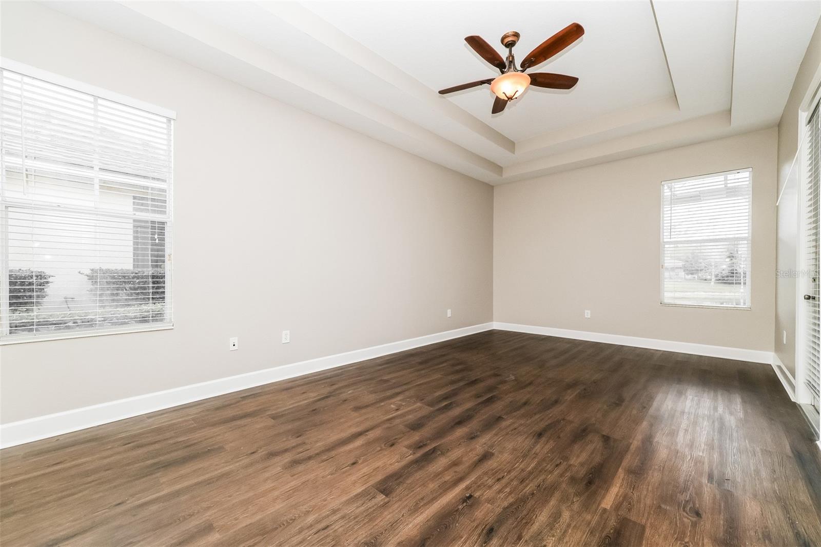 Image 16 of 39 For 8214 Lagerfeld Drive