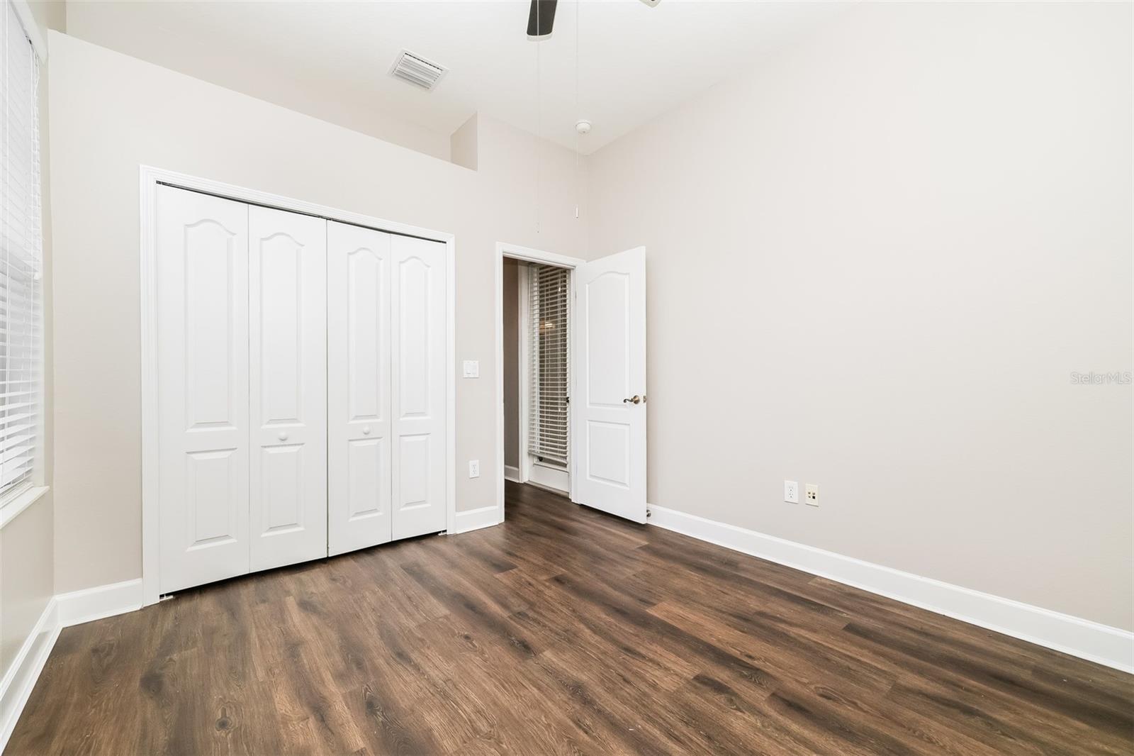 Image 20 of 39 For 8214 Lagerfeld Drive