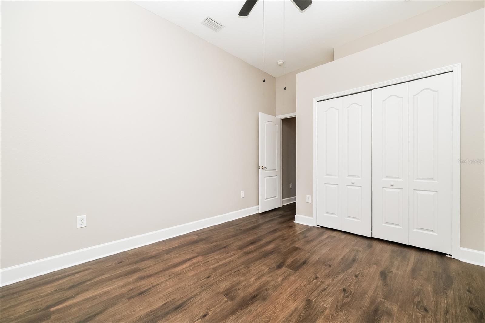 Image 27 of 39 For 8214 Lagerfeld Drive