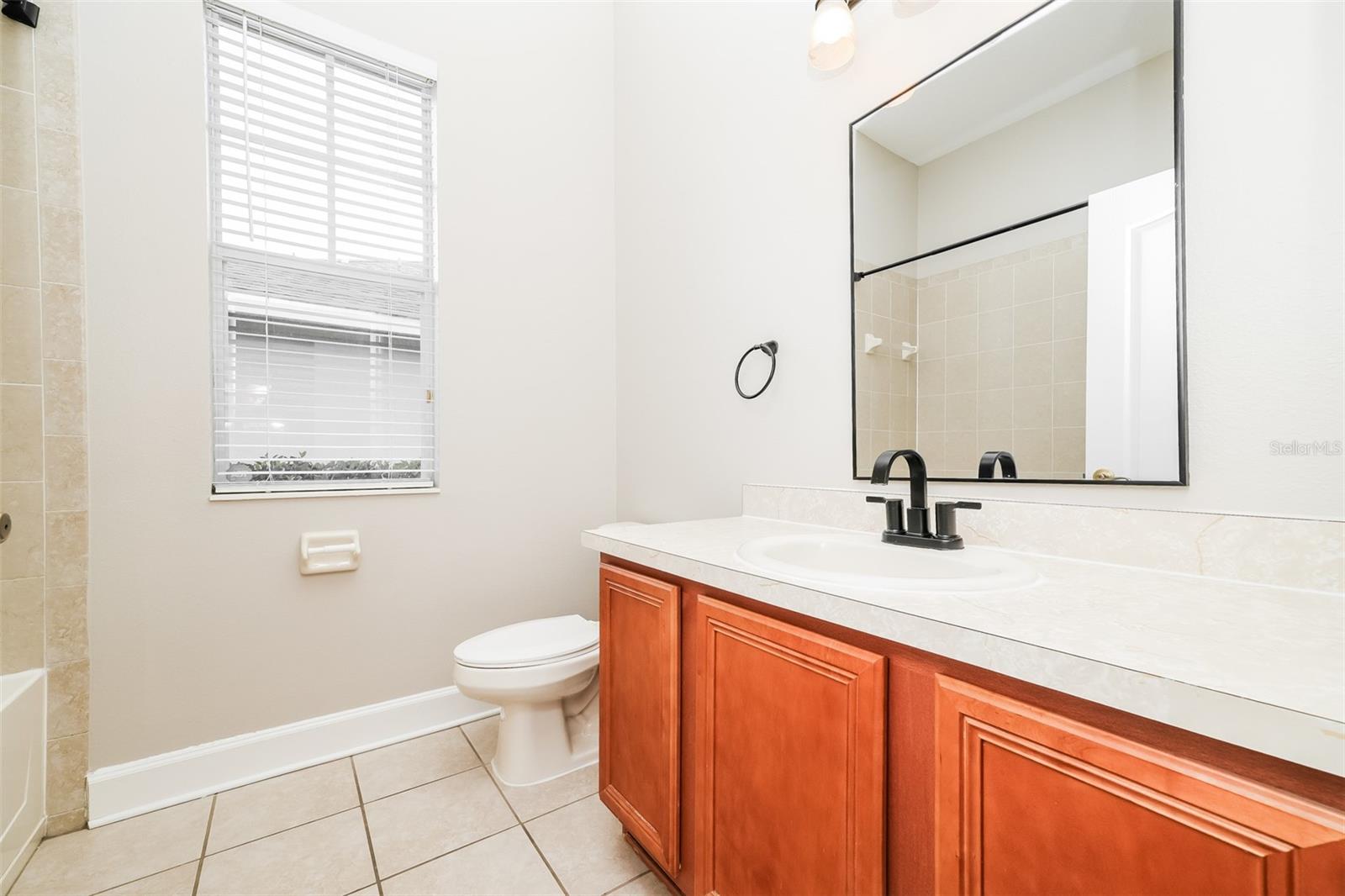 Image 28 of 39 For 8214 Lagerfeld Drive