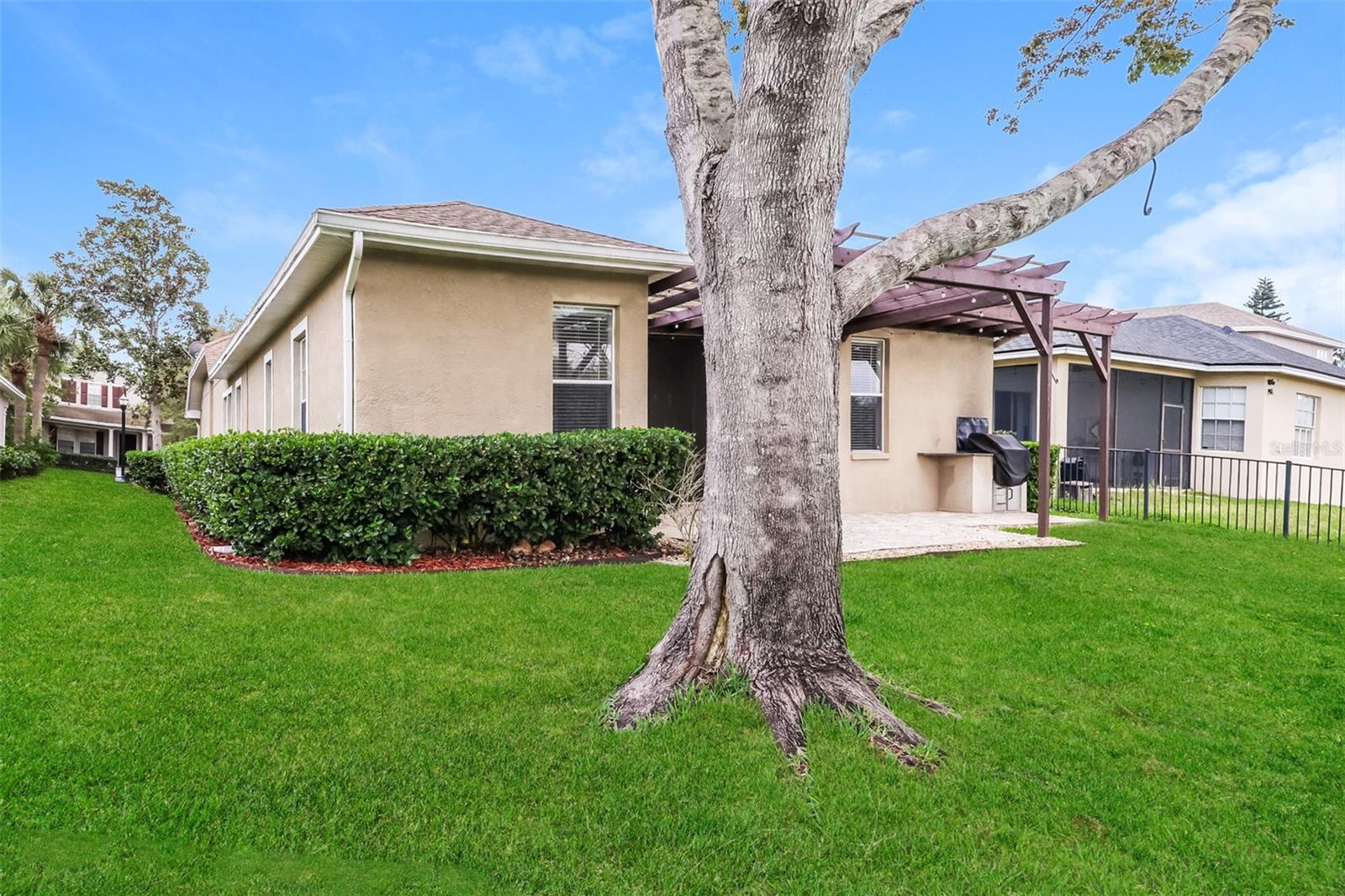 Image 32 of 39 For 8214 Lagerfeld Drive