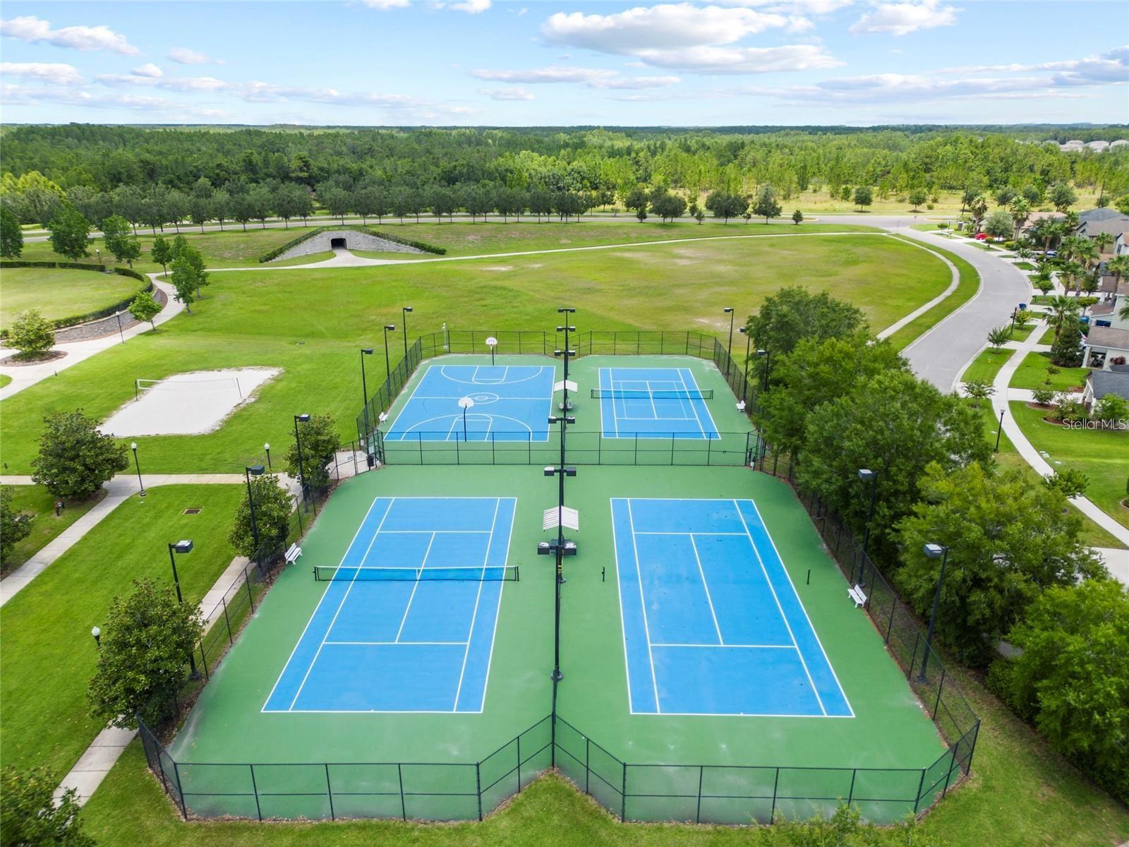 Image 37 of 39 For 8214 Lagerfeld Drive