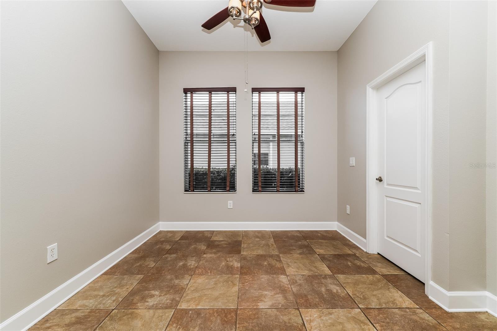 Image 6 of 39 For 8214 Lagerfeld Drive