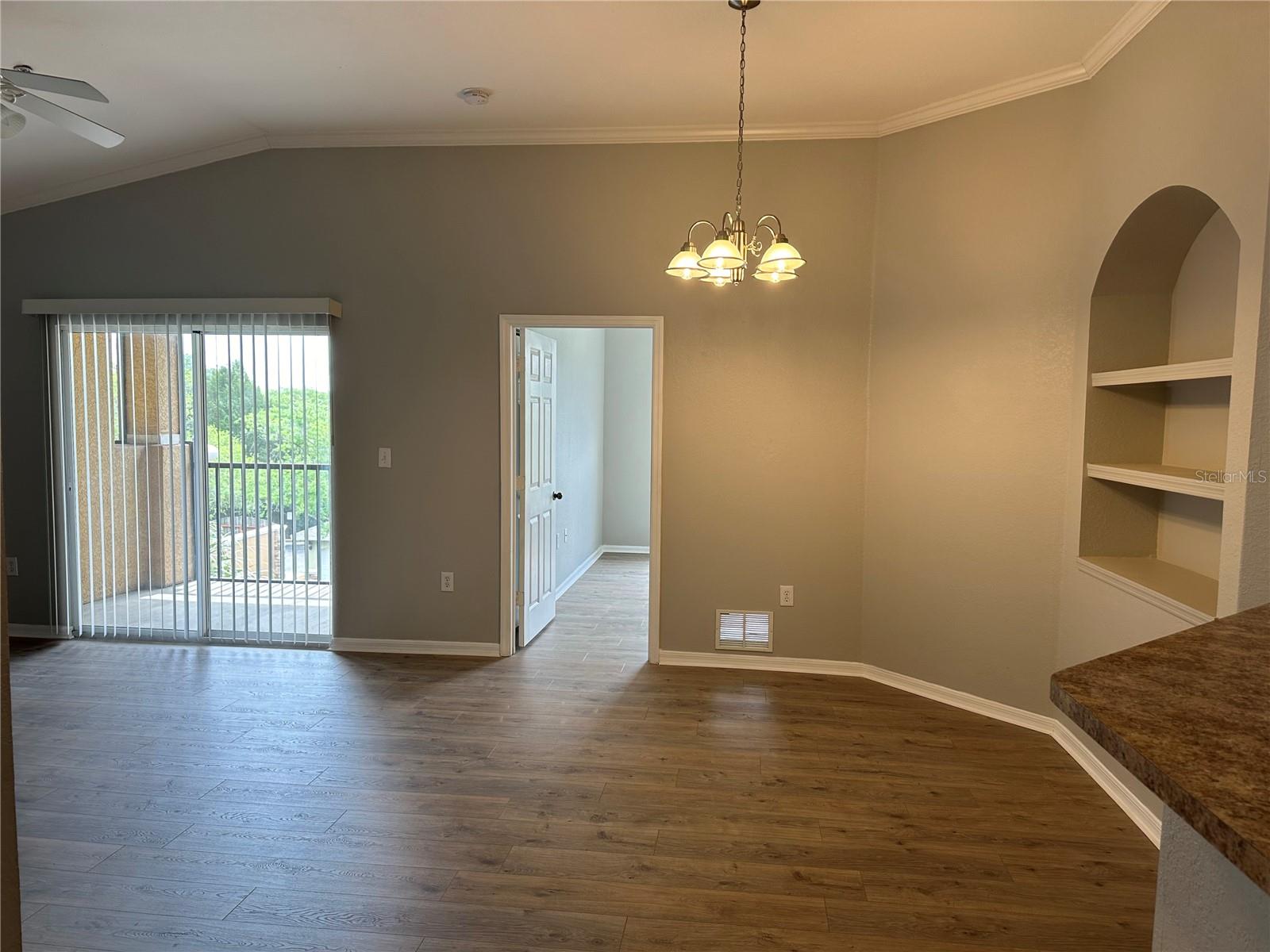 Image 8 of 21 For 2407 Courtney Meadows Court 302