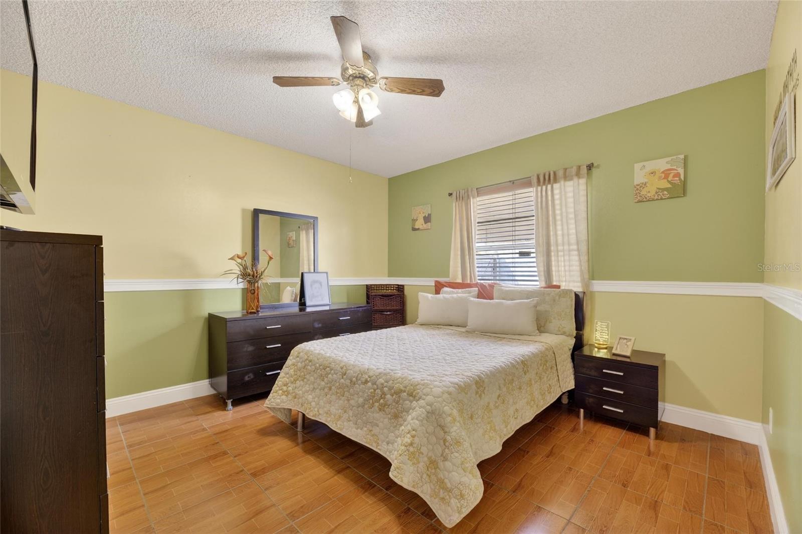 Listing photo id 12 for 522 Wynnwood Drive