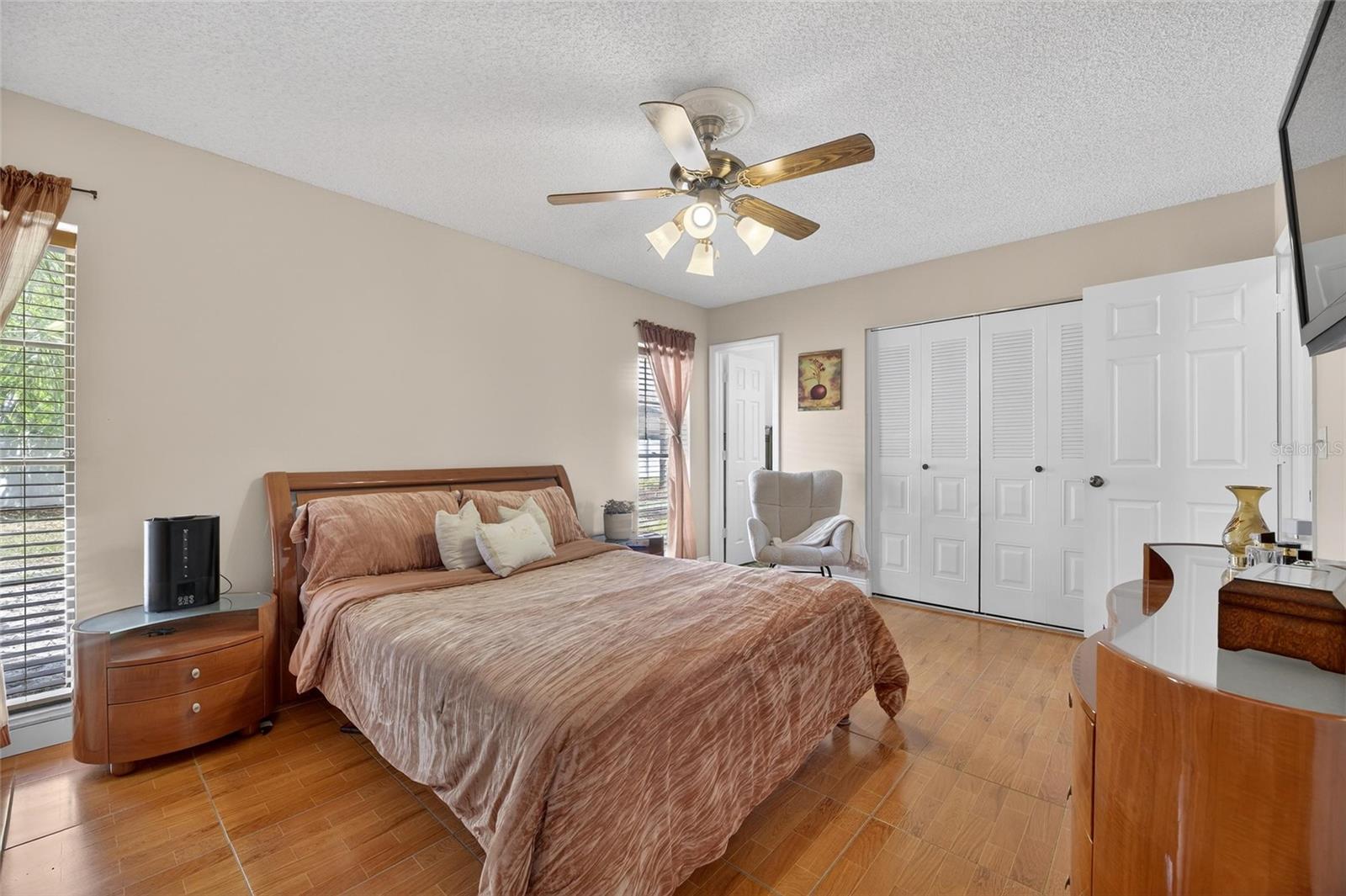 Listing photo id 16 for 522 Wynnwood Drive