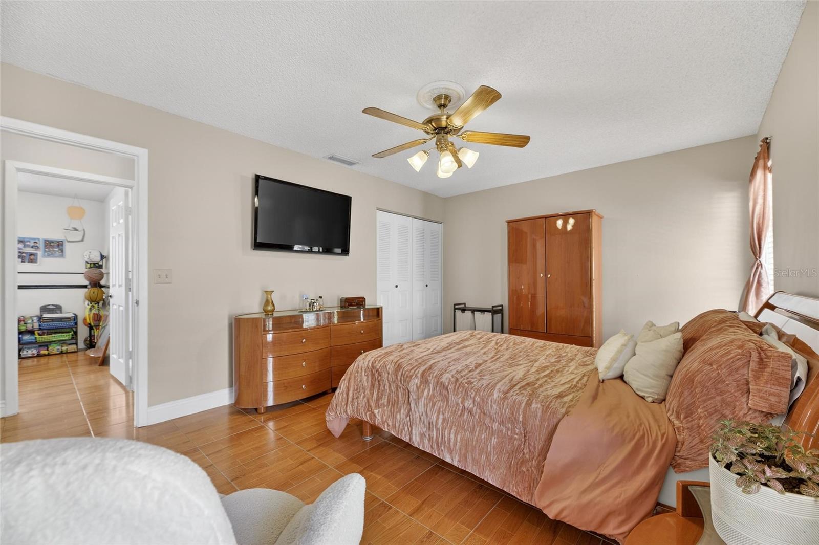 Listing photo id 18 for 522 Wynnwood Drive