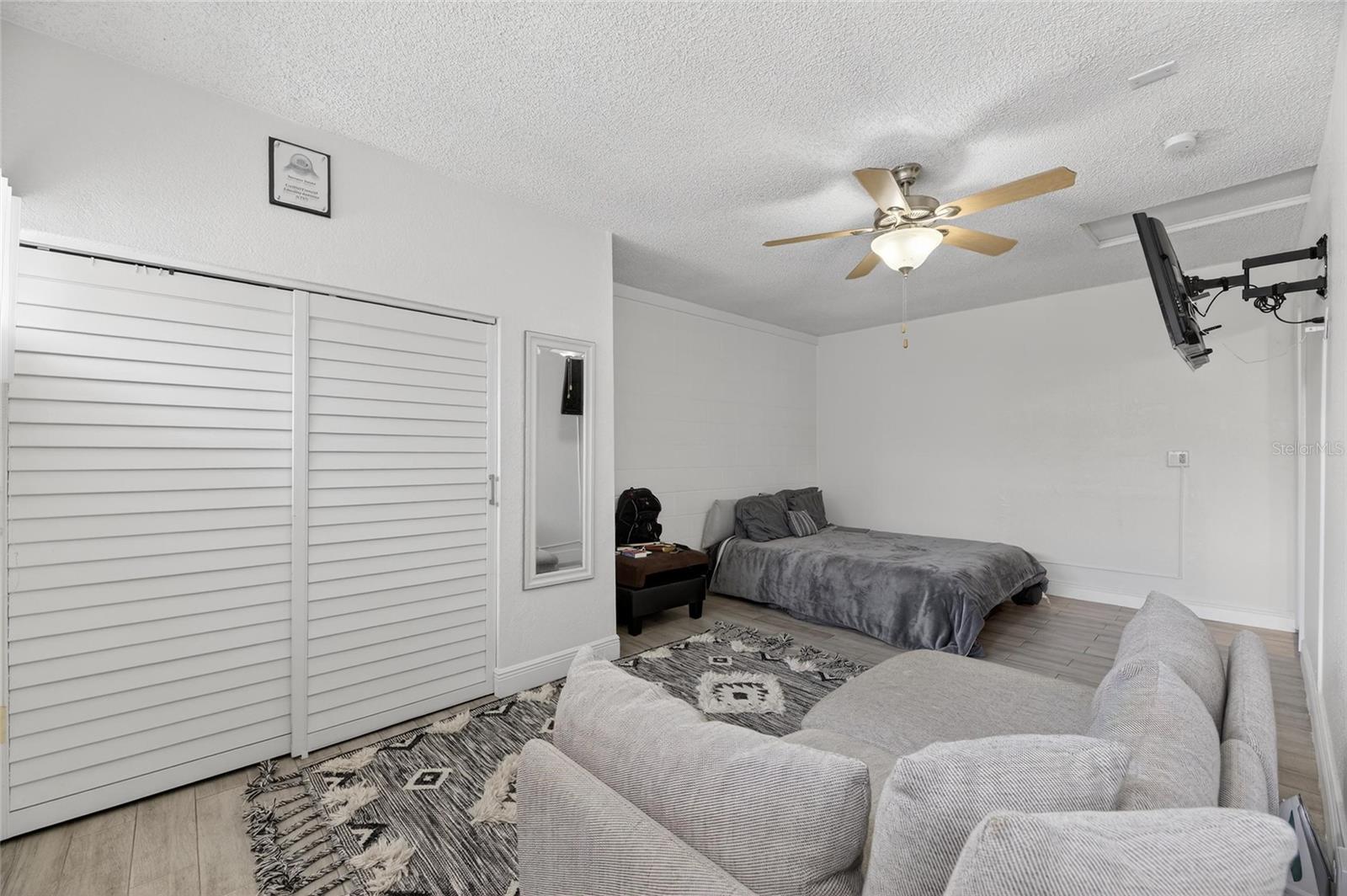 Listing photo id 26 for 522 Wynnwood Drive
