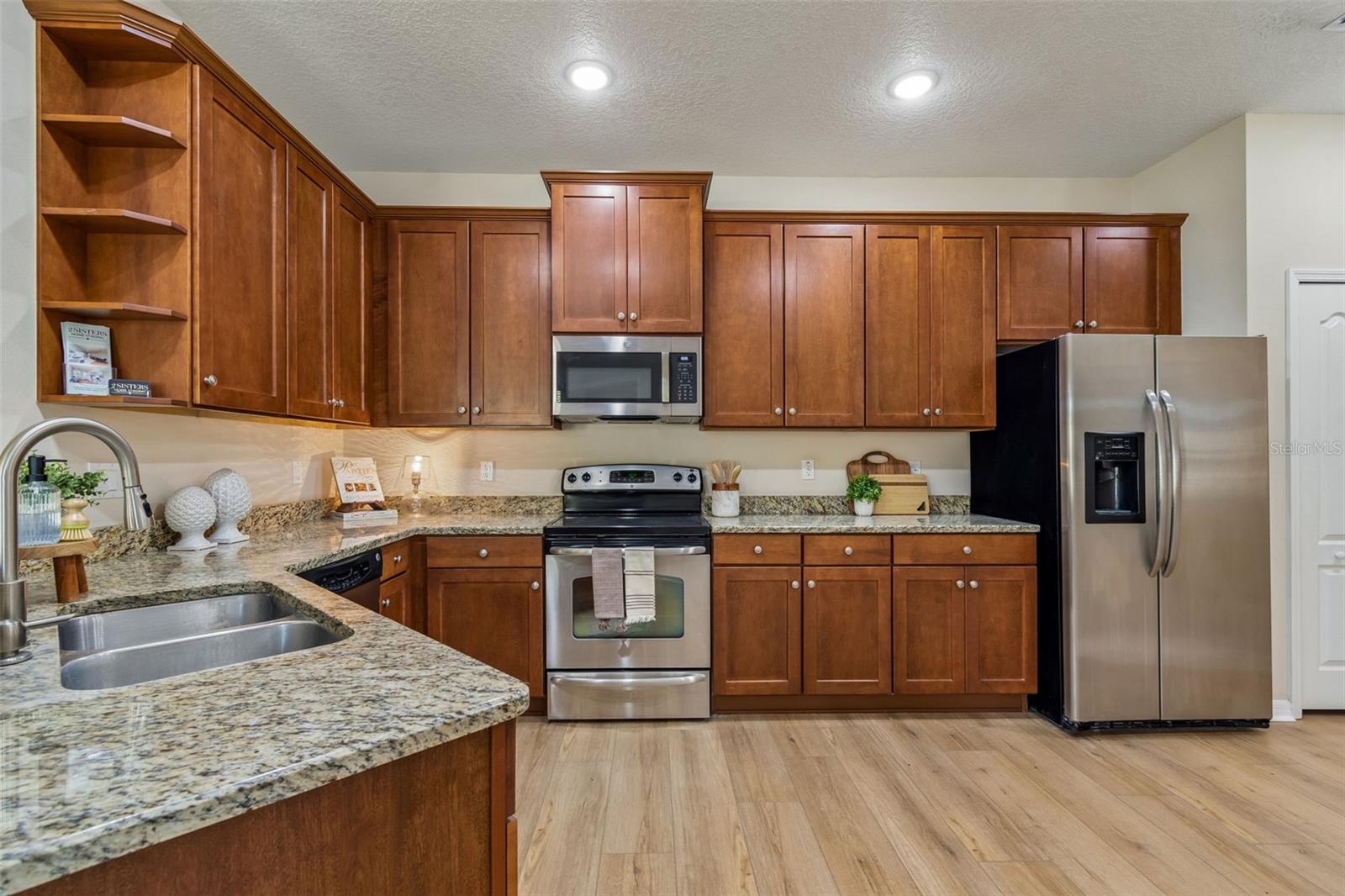 Image 13 of 77 For 7533 Deer Path Lane