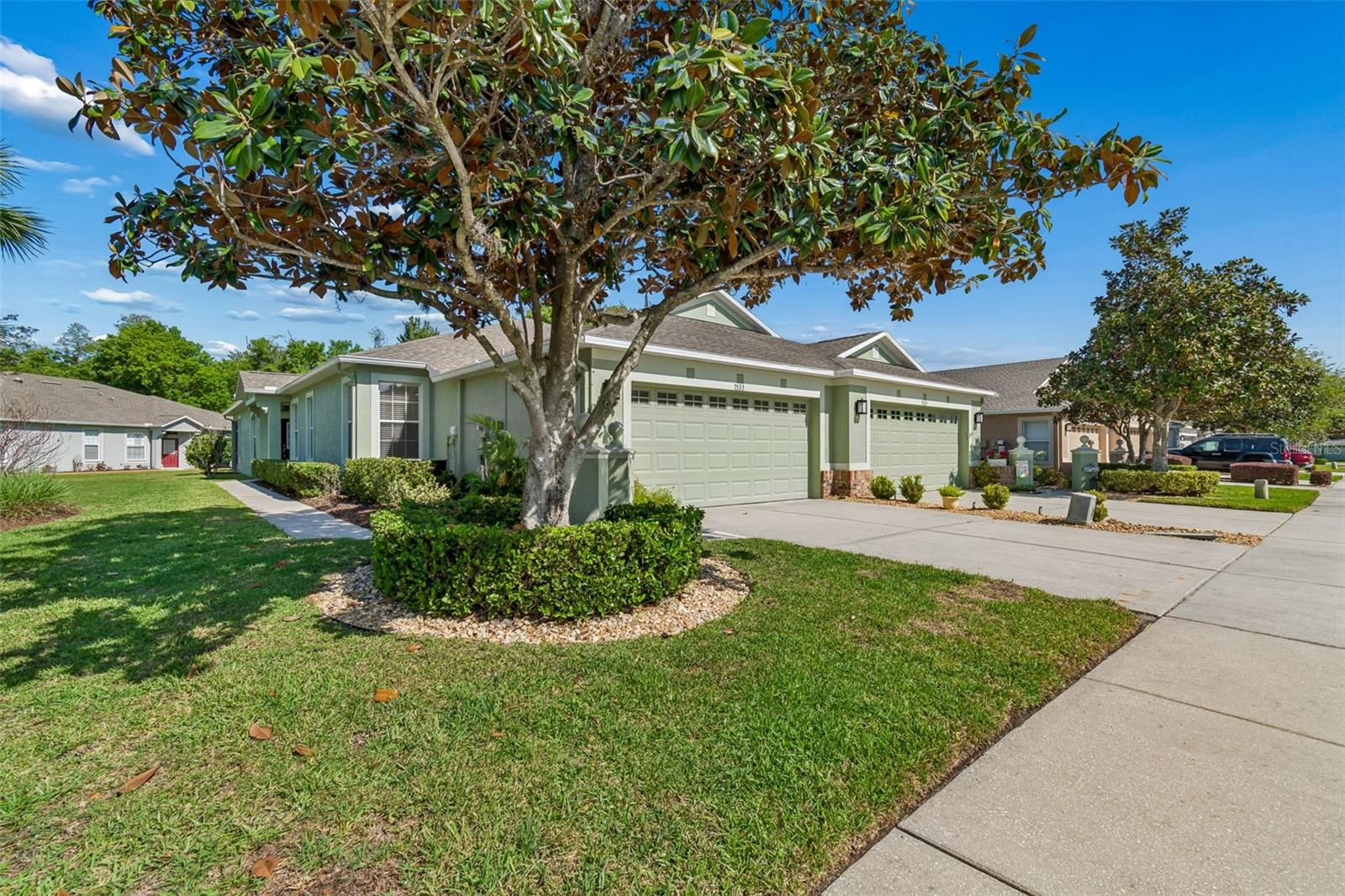 Image 24 of 77 For 7533 Deer Path Lane