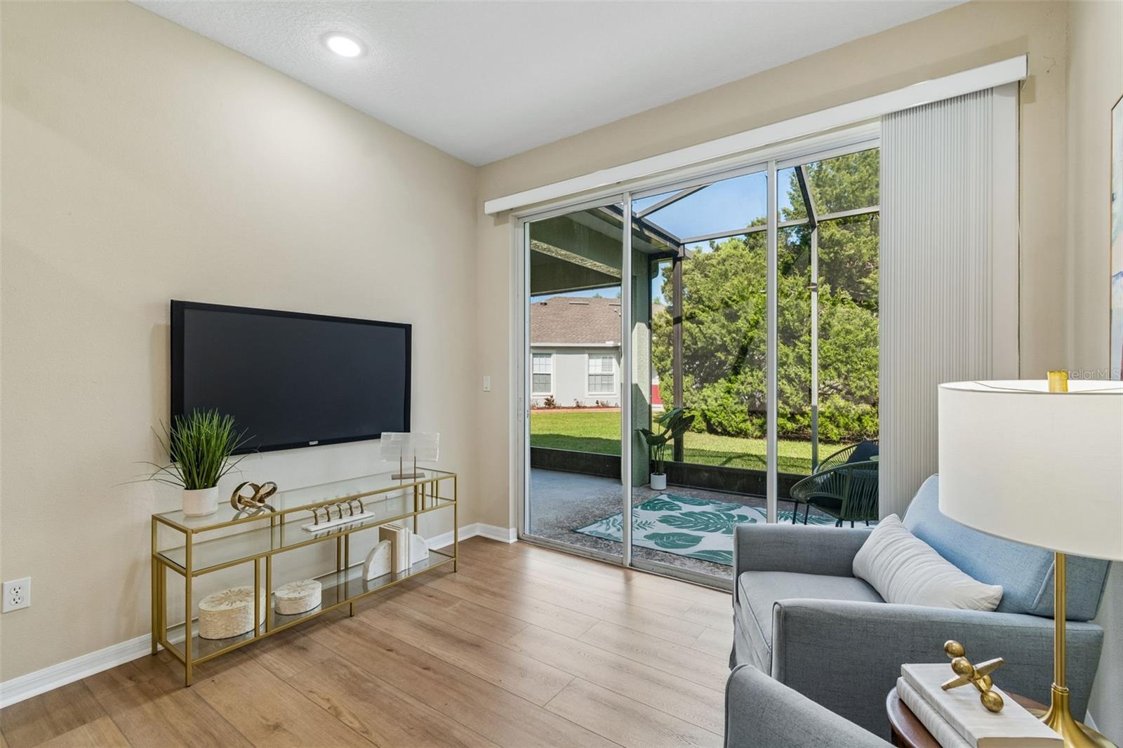 Image 32 of 77 For 7533 Deer Path Lane