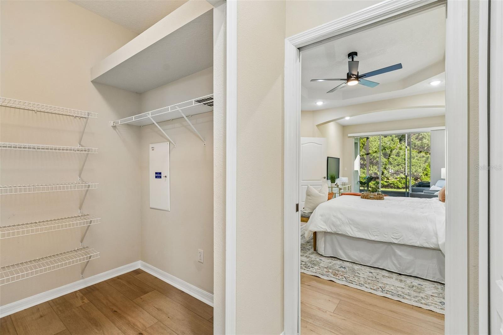 Image 35 of 77 For 7533 Deer Path Lane