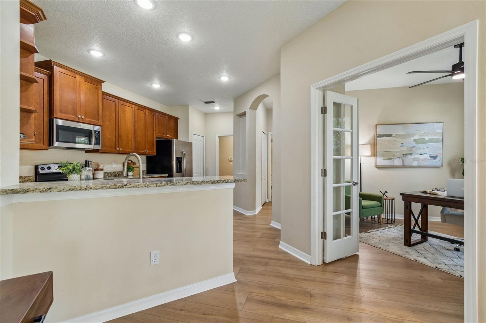 Image 43 of 77 For 7533 Deer Path Lane