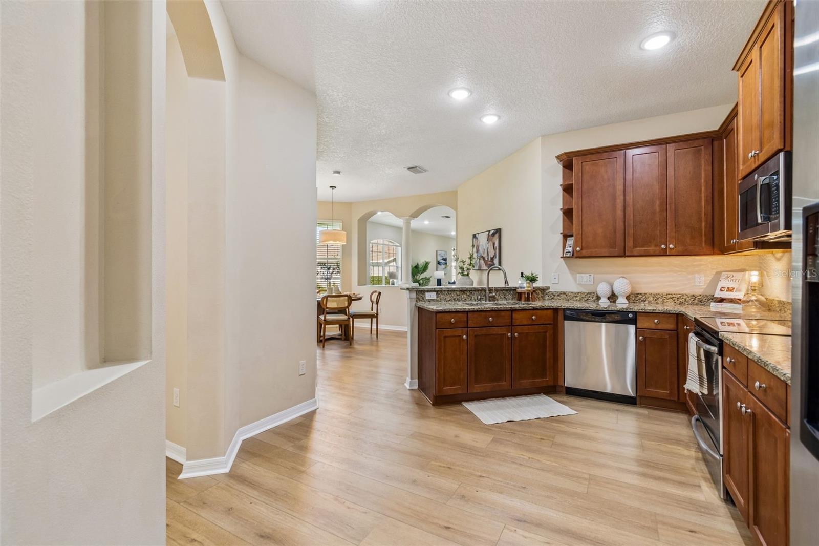 Image 46 of 77 For 7533 Deer Path Lane