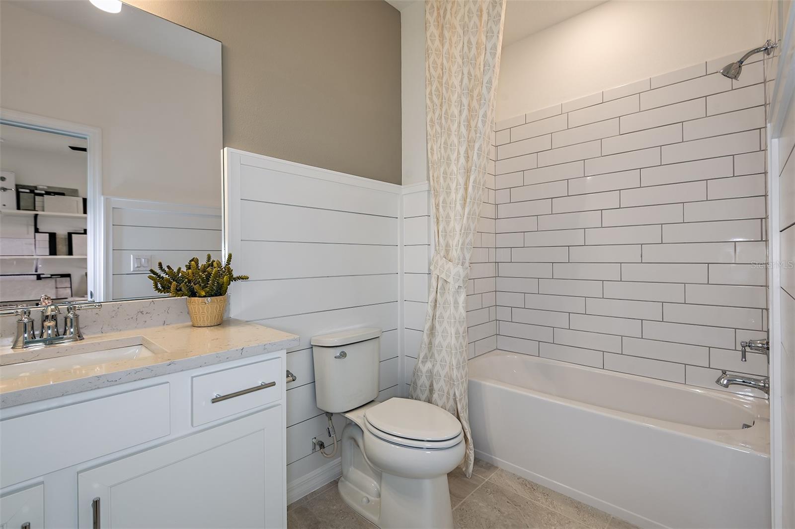 Image 15 of 16 For 9817 Redwood Heights Loop